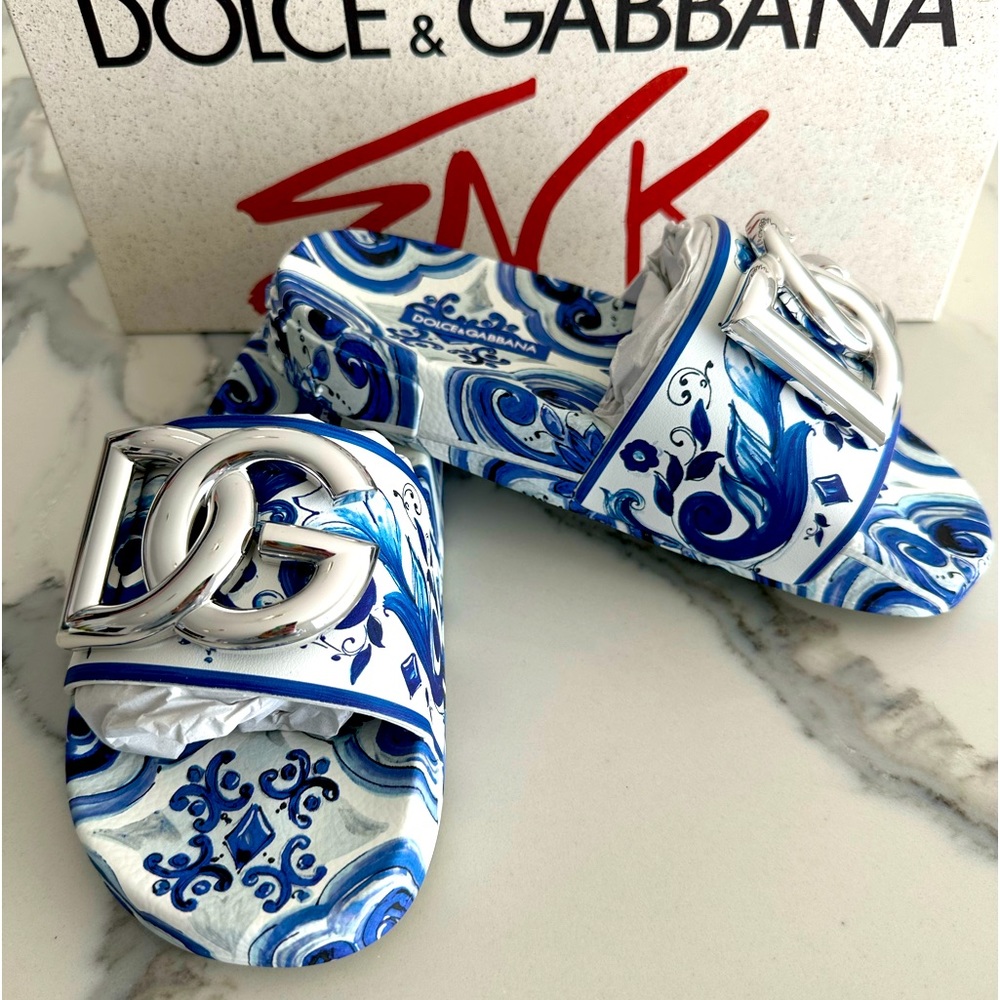 Dolce & Gabanna Slide Sandals - Picture 3 of 10
